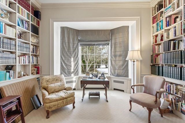 1086 West Road, Bennington, VT 05201