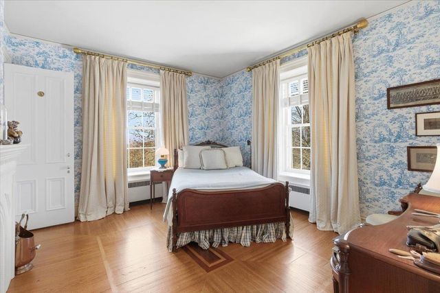 1086 West Road, Bennington, VT 05201