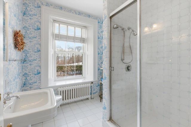 1086 West Road, Bennington, VT 05201