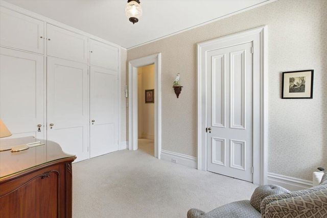 1086 West Road, Bennington, VT 05201