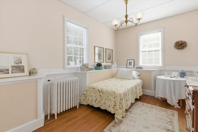 1086 West Road, Bennington, VT 05201