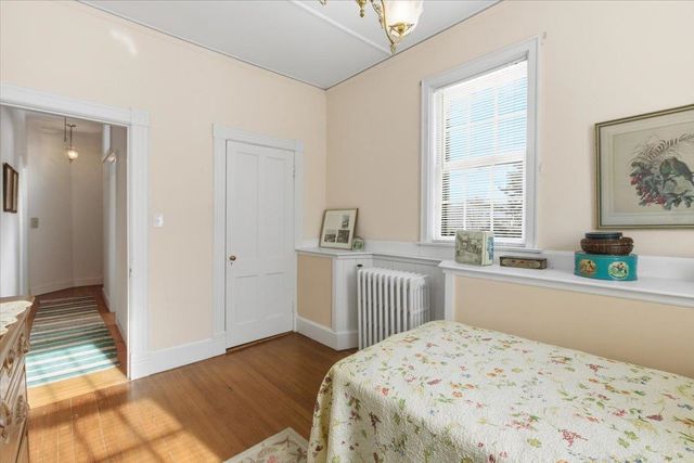 1086 West Road, Bennington, VT 05201