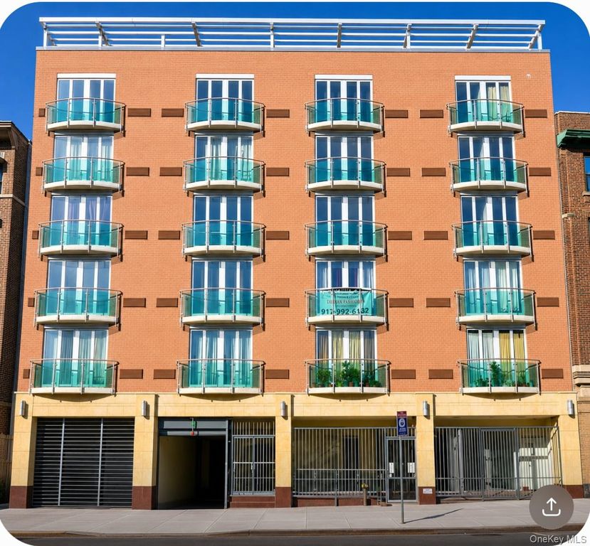 8820 Parsons Boulevard 2A, Jamaica, NY 11432 — exterior