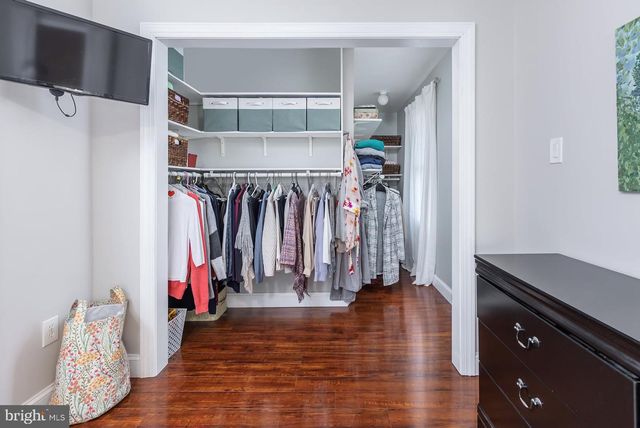 923 COLLINGS AVE, Oaklyn, NJ 08107