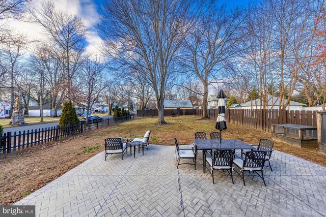 923 COLLINGS AVE, Oaklyn, NJ 08107