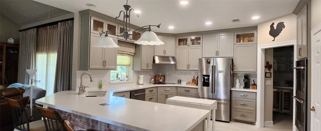 49 E Kitty Hawk Street, Richmond, TX 77406
