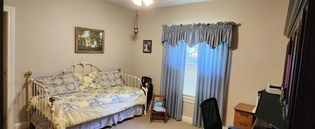 49 E Kitty Hawk Street, Richmond, TX 77406