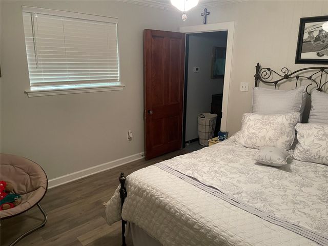 49 E Kitty Hawk Street, Richmond, TX 77406