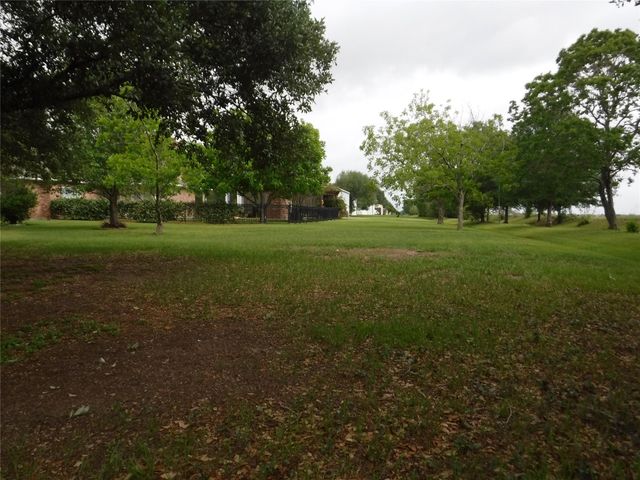 49 E Kitty Hawk Street, Richmond, TX 77406
