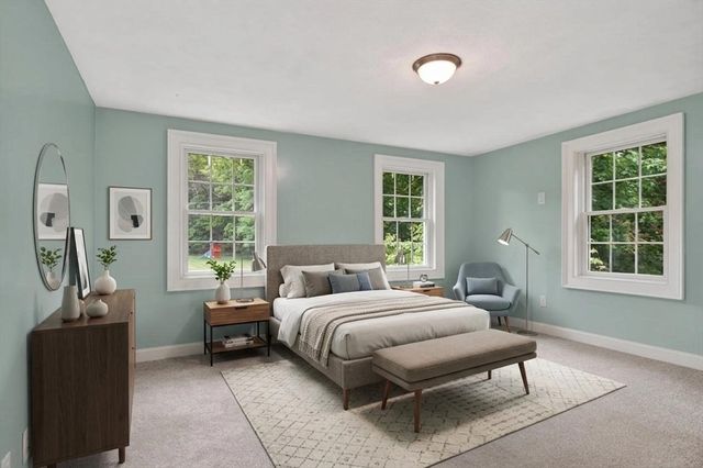 10 Virginia Rd, Tyngsborough, MA 01879