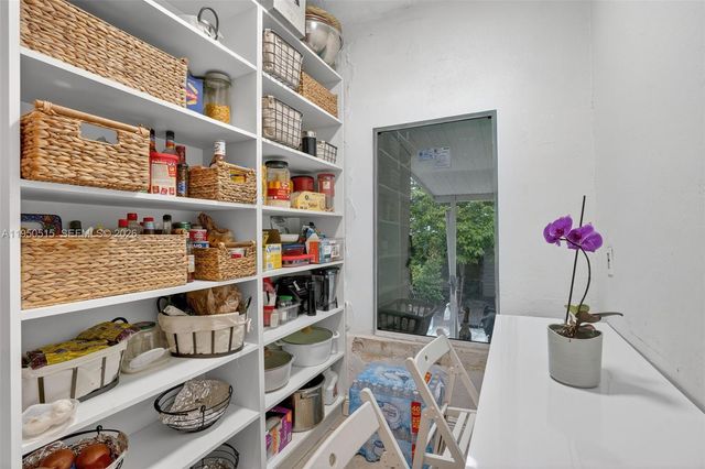 1649 SW 11th Ter, Miami, FL 33135