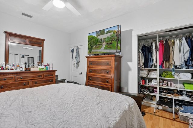 1649 SW 11th Ter, Miami, FL 33135