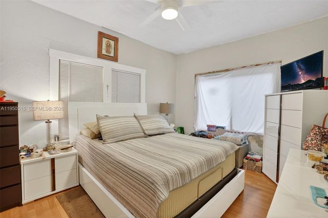 1649 SW 11th Ter, Miami, FL 33135