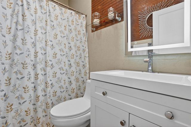 1649 SW 11th Ter, Miami, FL 33135