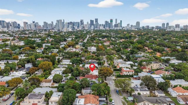 1649 SW 11th Ter, Miami, FL 33135