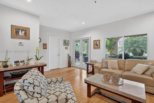 1649 SW 11th Ter, Miami, FL 33135