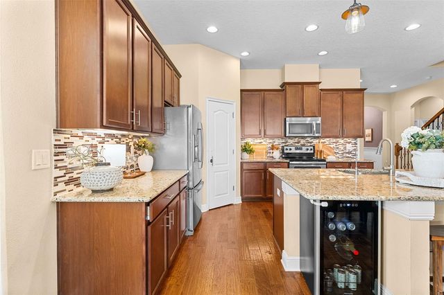 8115 CHAMPIONS FOREST WAY, Tampa, FL 33635