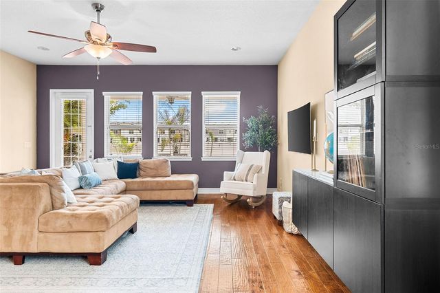 8115 CHAMPIONS FOREST WAY, Tampa, FL 33635