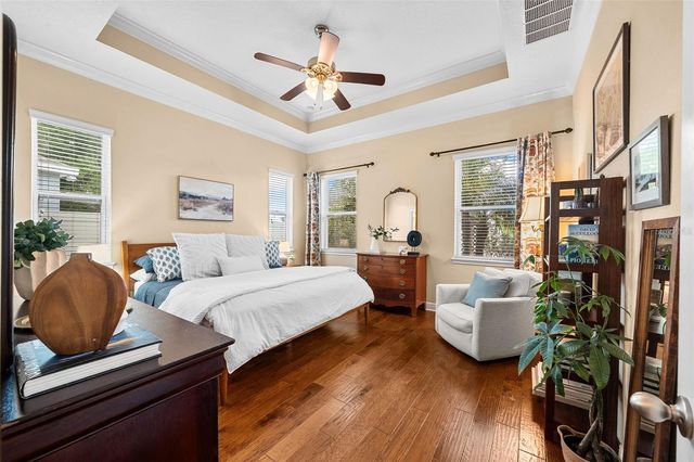 8115 CHAMPIONS FOREST WAY, Tampa, FL 33635