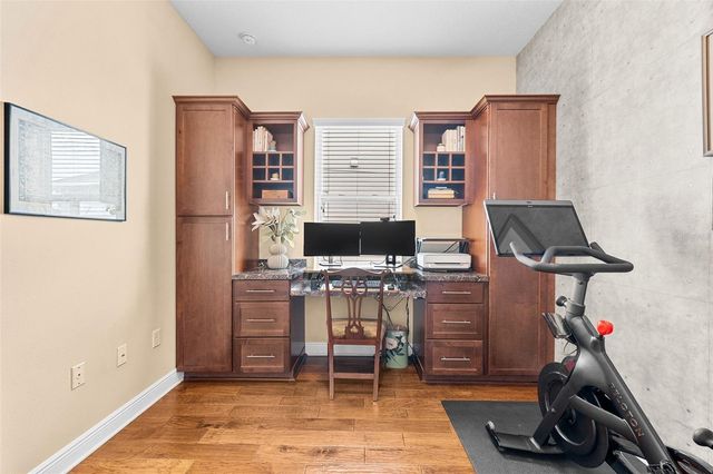 8115 CHAMPIONS FOREST WAY, Tampa, FL 33635