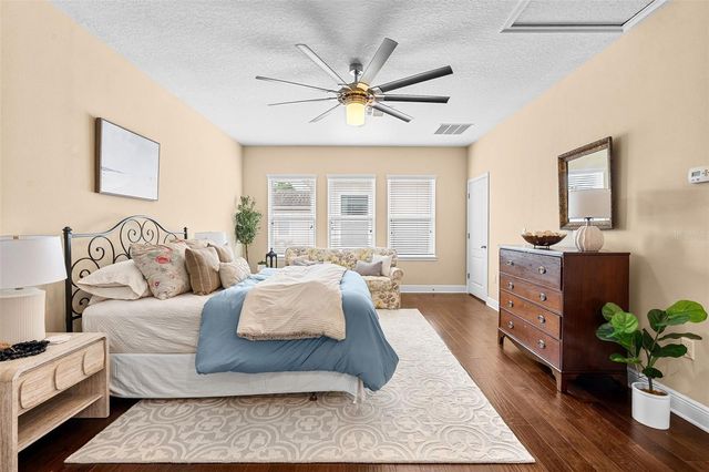 8115 CHAMPIONS FOREST WAY, Tampa, FL 33635