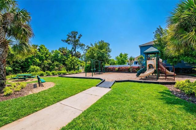 8115 CHAMPIONS FOREST WAY, Tampa, FL 33635