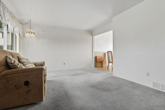 27920 Eastwick Square Drive, Roseville, MI 48066