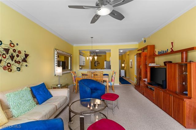 3976 Bishopwood CT E 102, Naples, FL 34114