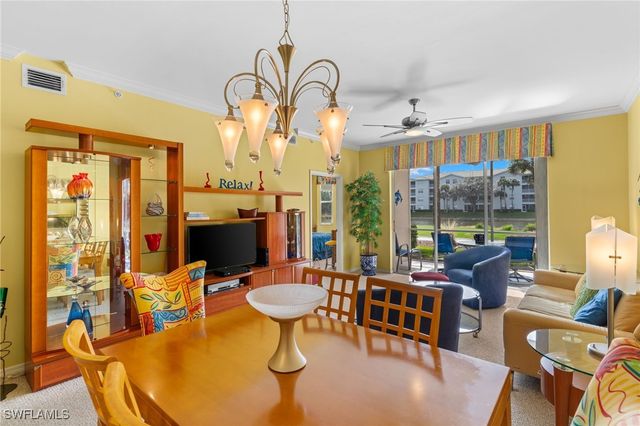 3976 Bishopwood CT E 102, Naples, FL 34114