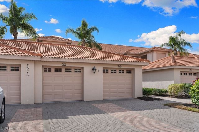 3976 Bishopwood CT E 102, Naples, FL 34114