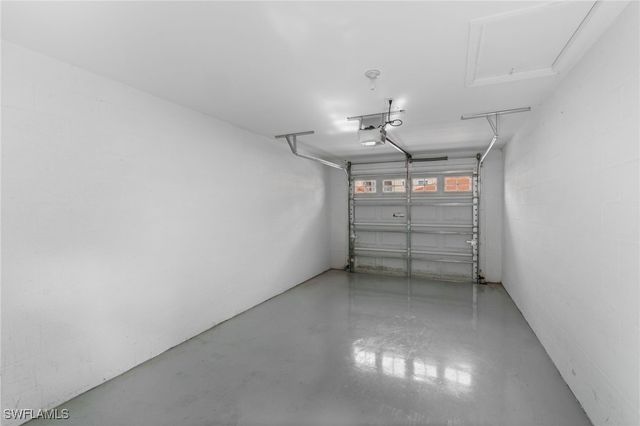 3976 Bishopwood CT E 102, Naples, FL 34114