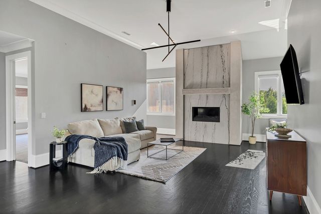 653 Chiswell Ct, Brentwood, TN 37027