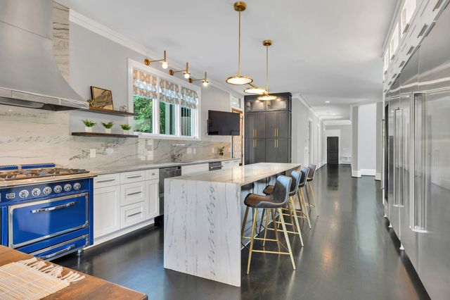 653 Chiswell Ct, Brentwood, TN 37027