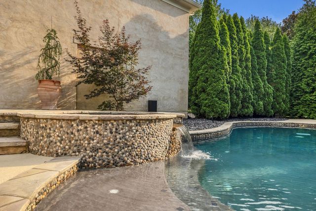 653 Chiswell Ct, Brentwood, TN 37027