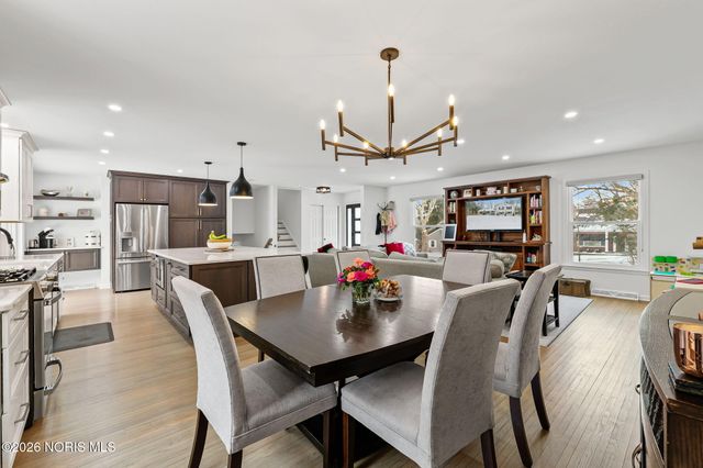 2203 Innisbrook Road, Ottawa Hills, OH 43606