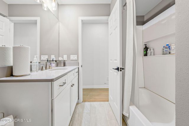 2203 Innisbrook Road, Ottawa Hills, OH 43606