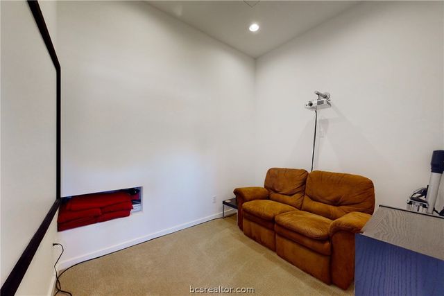 217 North Houston Avenue, Bryan, TX 77803