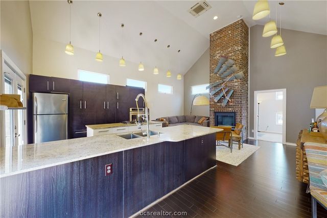 217 North Houston Avenue, Bryan, TX 77803