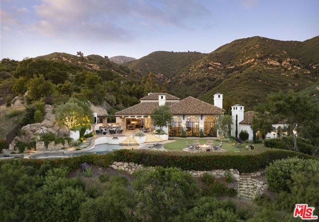 1196 E Mountain Drive, Santa Barbara, CA 93108