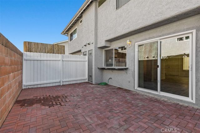 9685 Pettswood, Huntington Beach, CA 92646