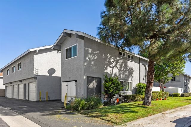 9685 Pettswood, Huntington Beach, CA 92646