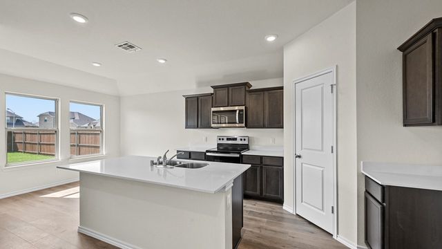 316 Whispering Pine Drive, Royse City, TX 75189