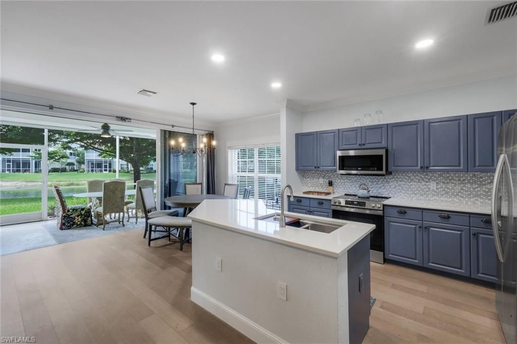 6355 Lexington CT 102, NAPLES, FL 34110 — photo 4