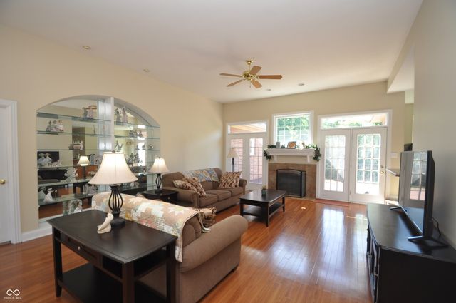 6505 Calais Circle, Indianapolis, IN 46220