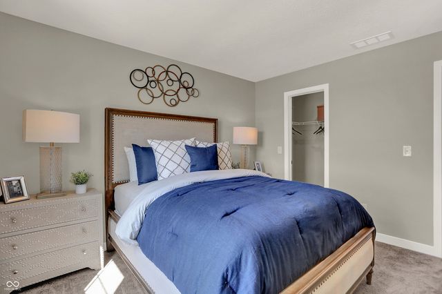 19612 Service Berry Circle, Noblesville, IN 46062