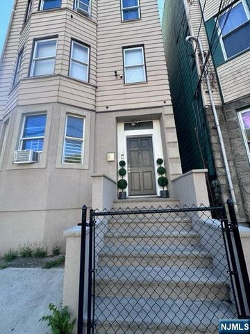 266 Littleton Avenue, Newark, NJ 07103