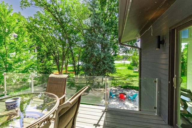 2968 W Owasso Boulevard, Roseville, MN 55113