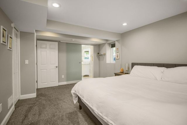 2968 W Owasso Boulevard, Roseville, MN 55113