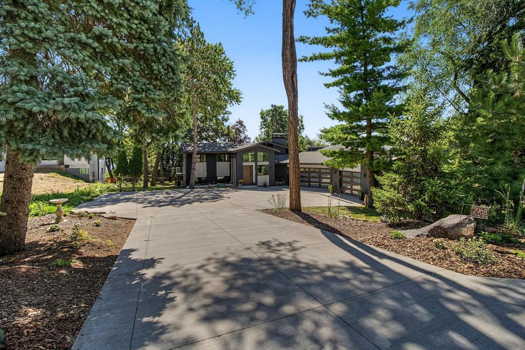 2968 W Owasso Boulevard, Roseville, MN 55113 — photo 5