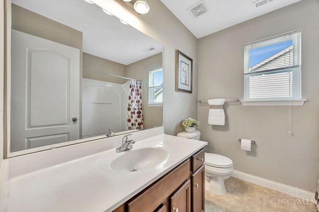 8273 Windy Harbor Way, West Chester, OH 45069